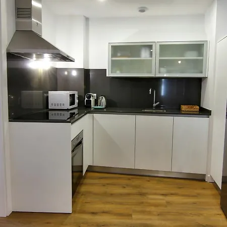 Almada - Calle Alfonso - Plaza Sas