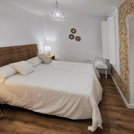 Apartamento Almada - Calle Alfonso - Plaza Sas *