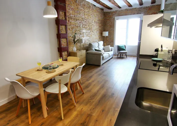 Almada - Calle Alfonso - Plaza Sas *