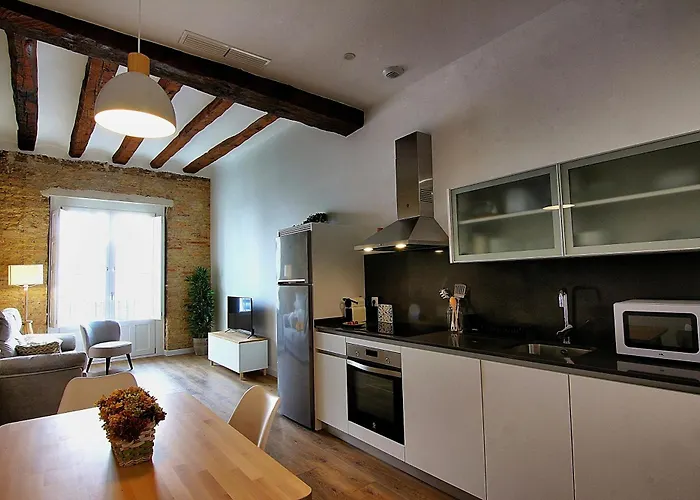 Almada - Calle Alfonso - Plaza Sas Zaragoza