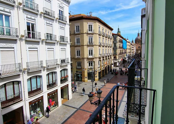 Apartment Almada - Calle Alfonso - Plaza Sas *