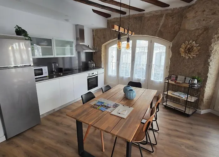 Almada - Calle Alfonso - Plaza Sas